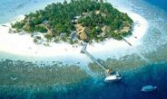 Diamonds Athuruga Beach & Water villas