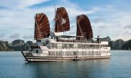 Pelican cruise Ha Long
